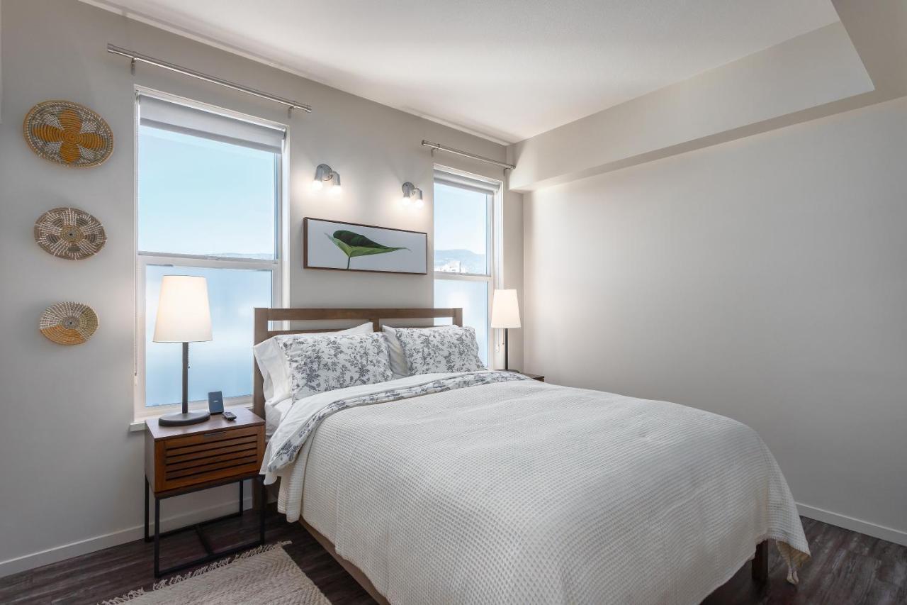 Corner Nest - Luxury Brand New Top Floor 2Bedroom Condo Kelowna Exterior photo